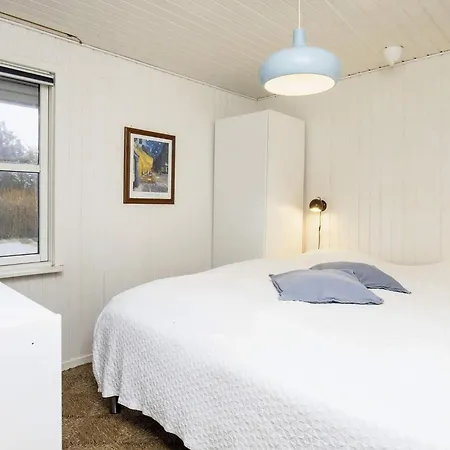 Holiday home Iv Lokken